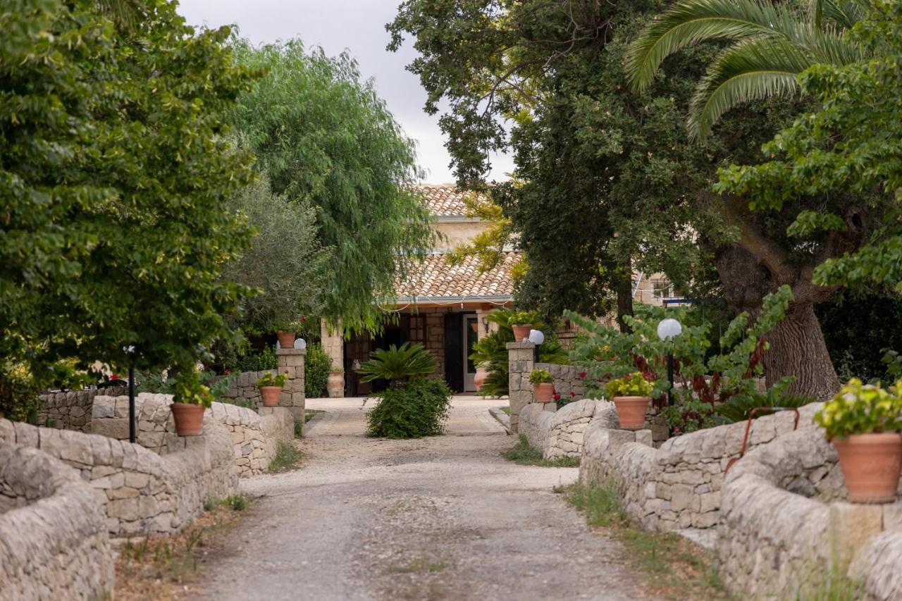 Casale Della Contea Guest House Modica Ngoại thất bức ảnh