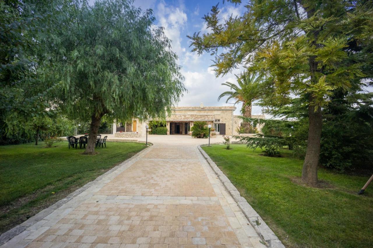 Casale Della Contea Guest House Modica Ngoại thất bức ảnh