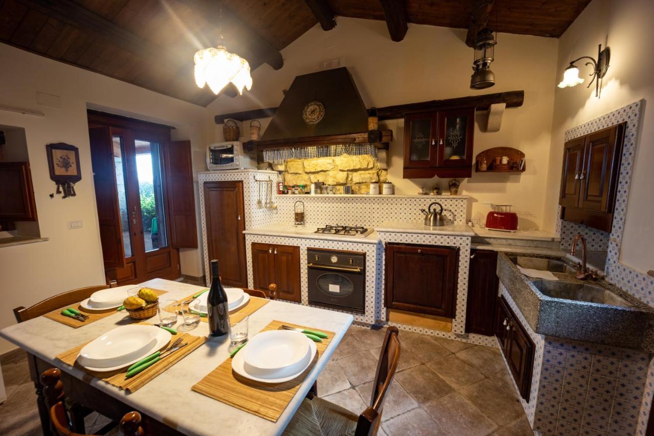 Casale Della Contea Guest House Modica Ngoại thất bức ảnh