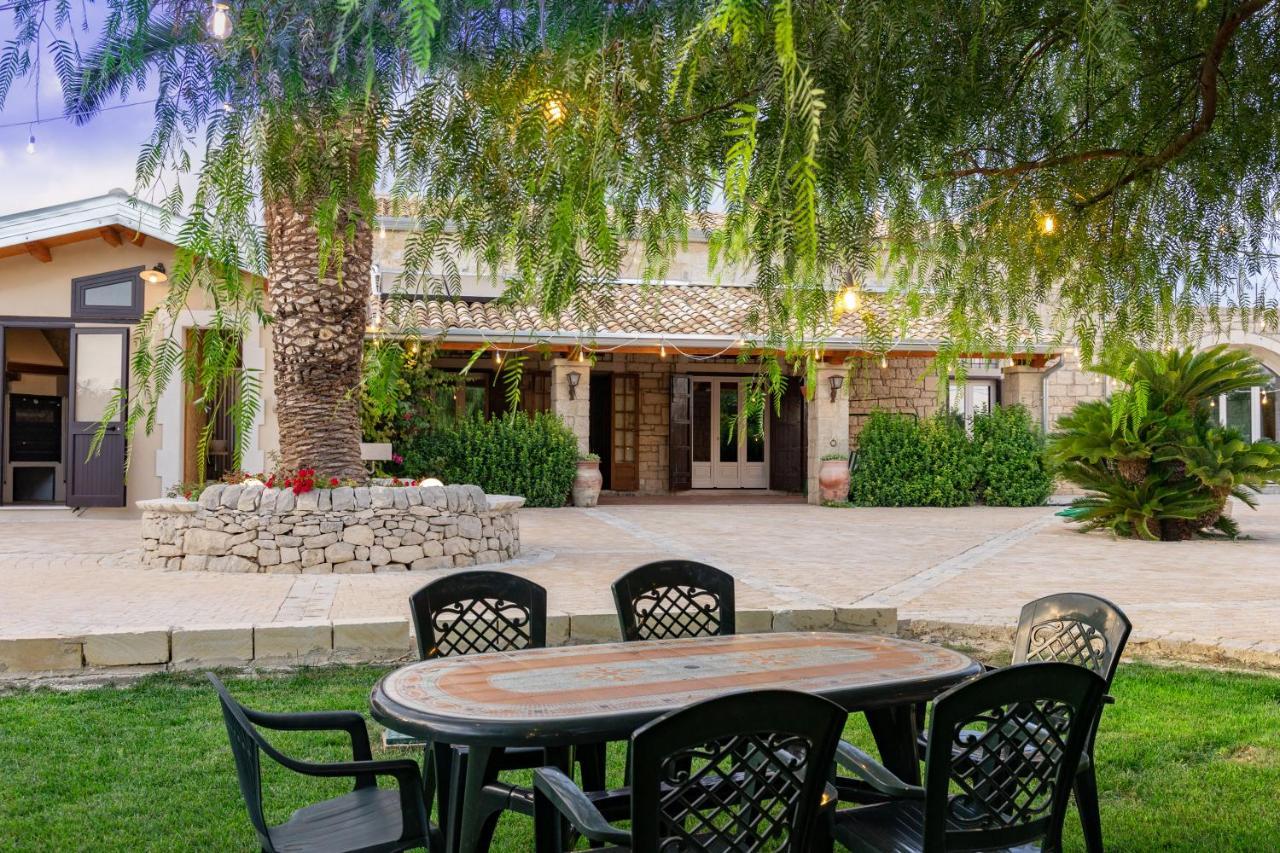 Casale Della Contea Guest House Modica Ngoại thất bức ảnh