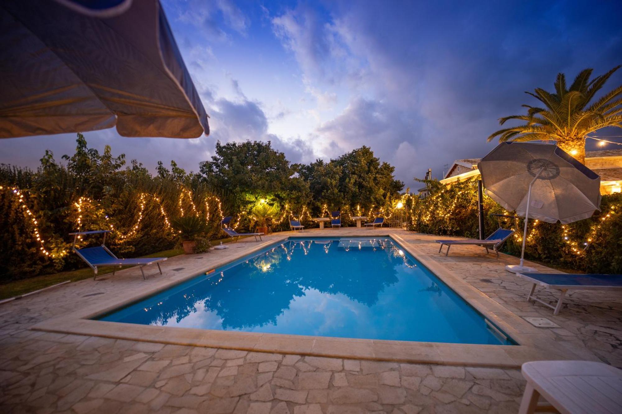 Casale Della Contea Guest House Modica Ngoại thất bức ảnh