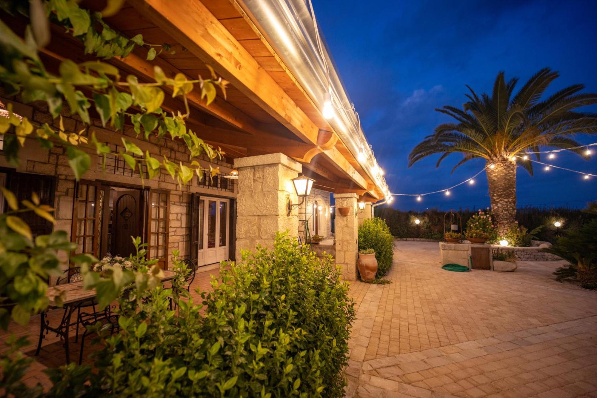 Casale Della Contea Guest House Modica Ngoại thất bức ảnh
